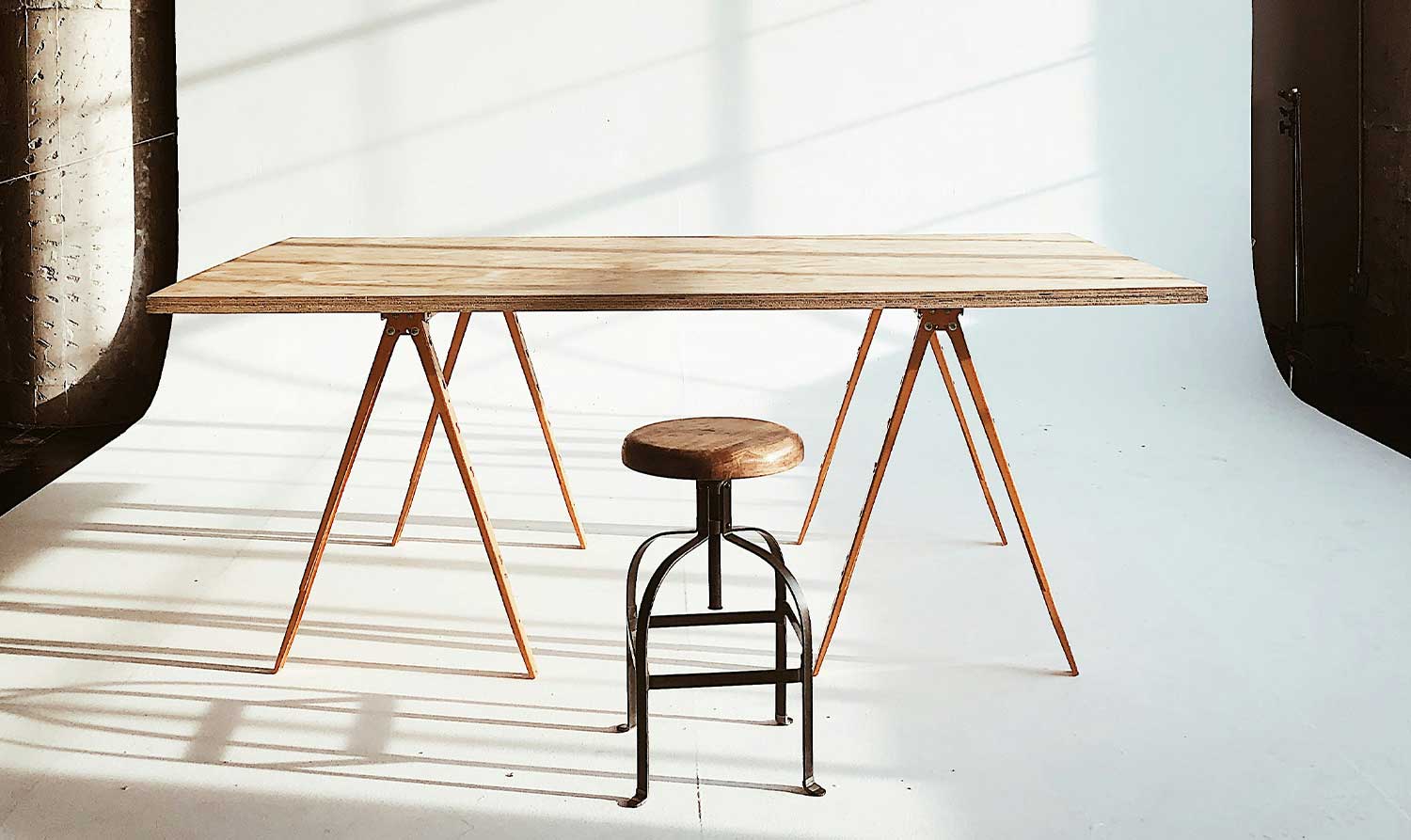 Los 4 pilares de un negocio que vende, fideliza y crece (sin depender de la suerte)